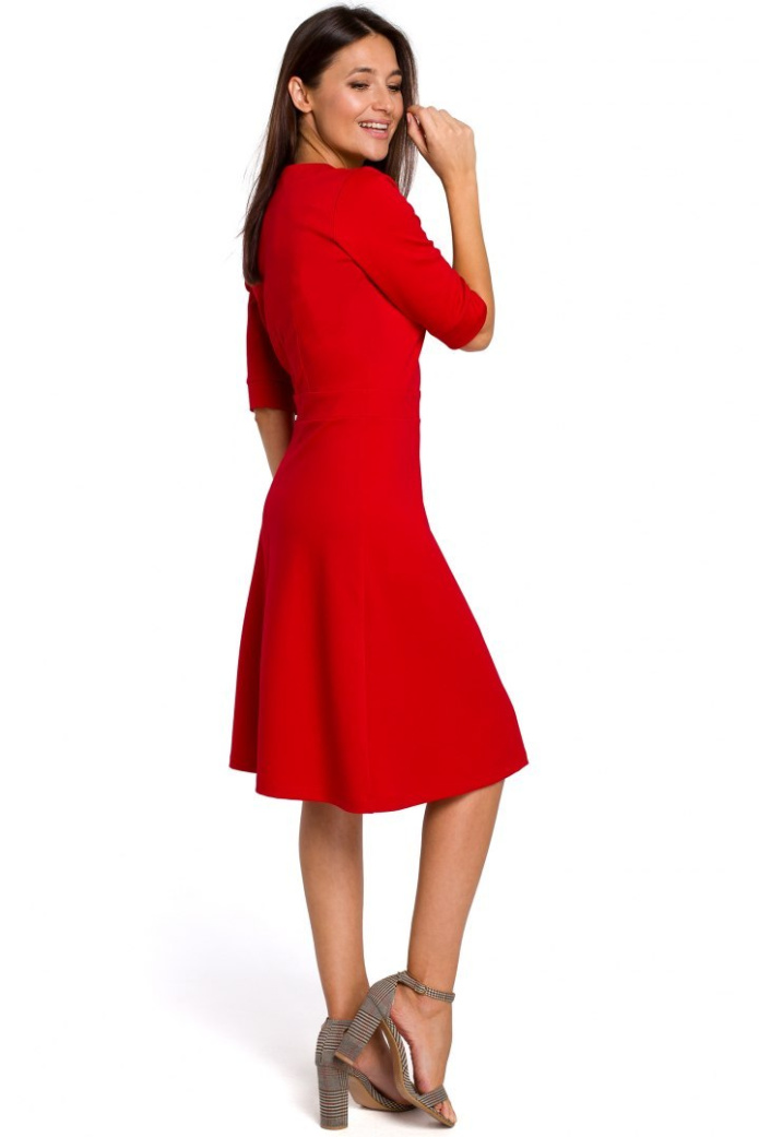 Sukienka Midi - Z Krótkim Rękawem Fason A - czerwona